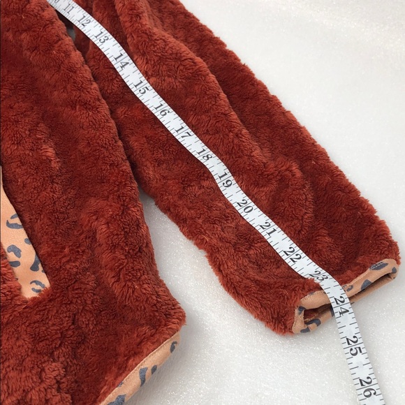 Simply Southern Pullover Orange Spice Leopard Sherpa Size Large - Picture 11 of 13
